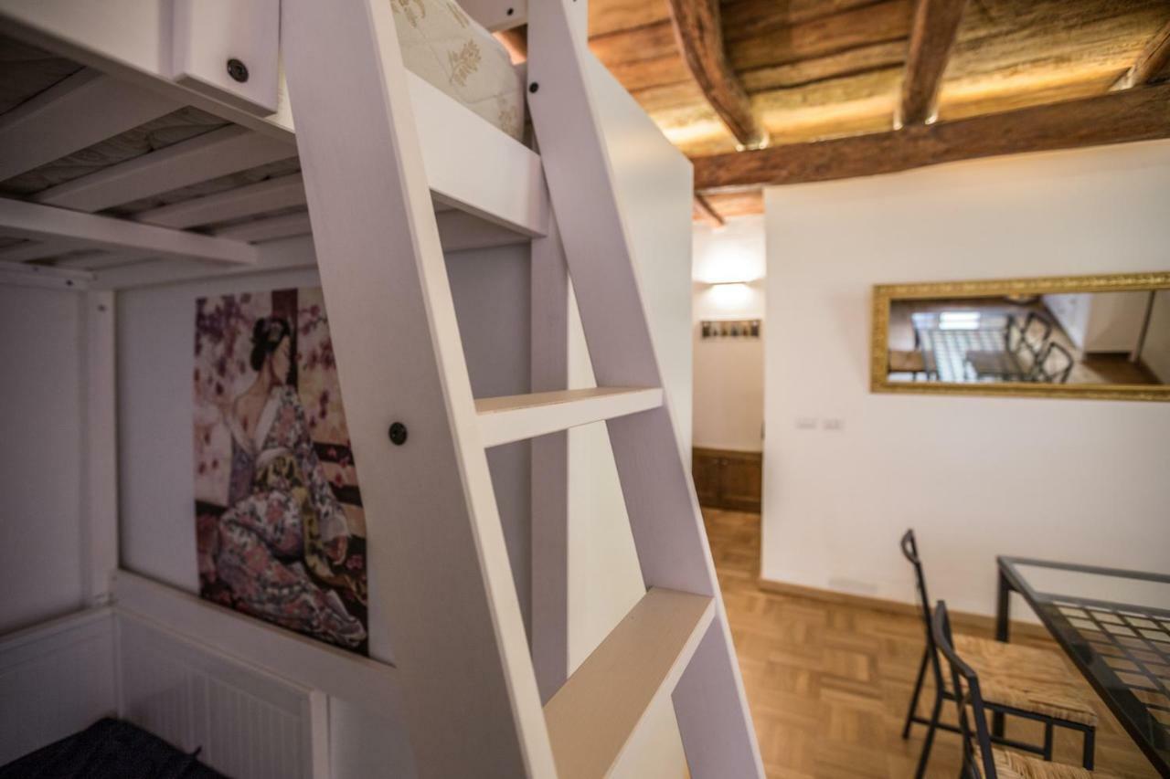 בולוניה Palazzo Bocchi - The Place Apartments מראה חיצוני תמונה