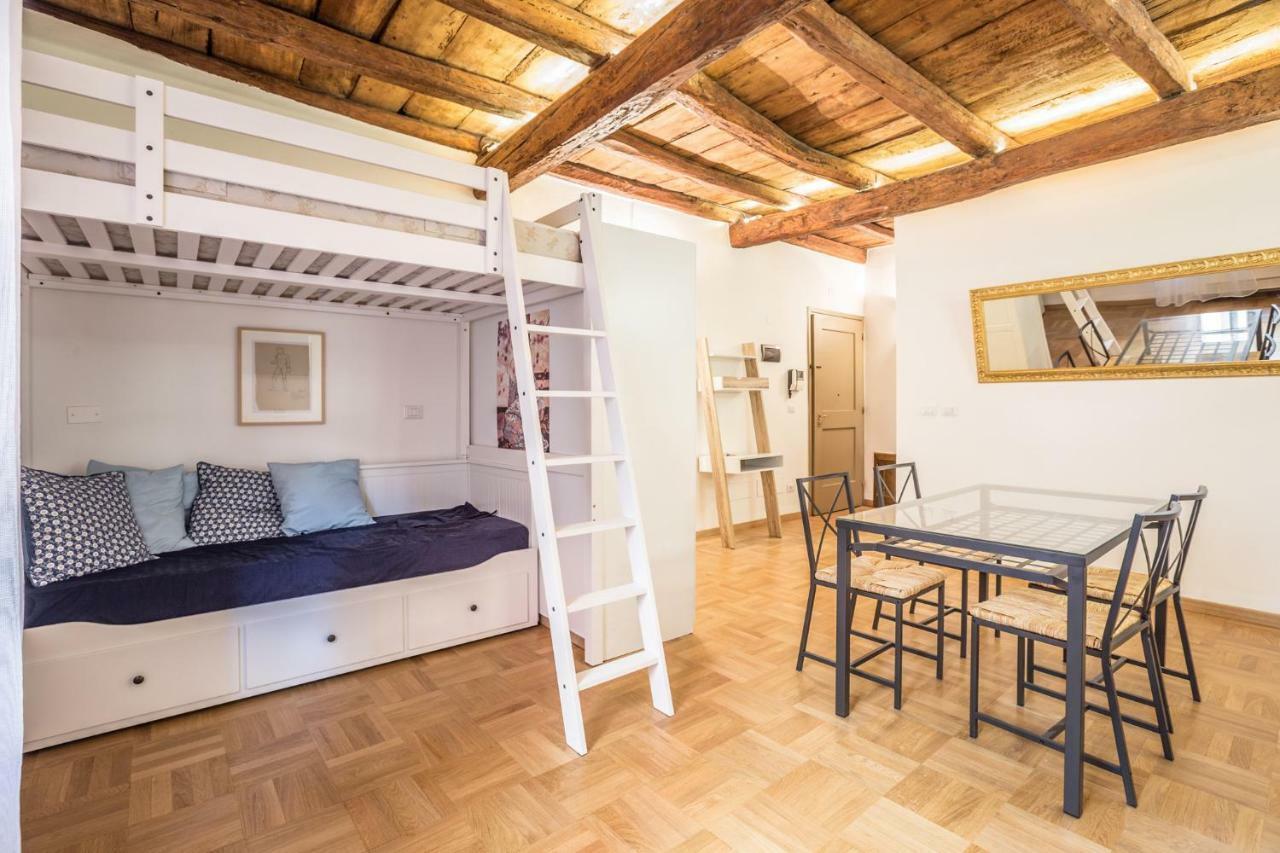 בולוניה Palazzo Bocchi - The Place Apartments מראה חיצוני תמונה